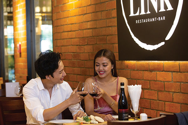 Wine Link Restaurant